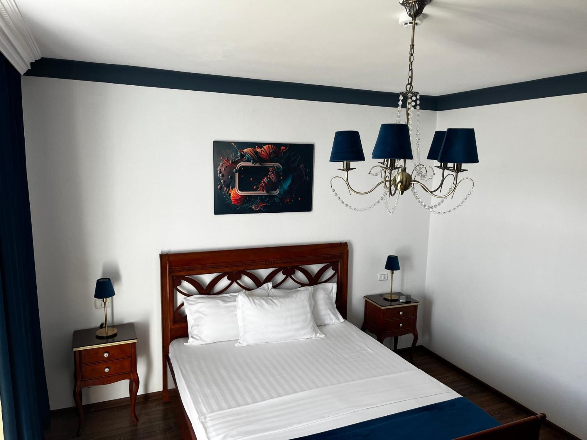 Riviera 990 - Resort & Restaurant Ieşelniţa 外观 照片