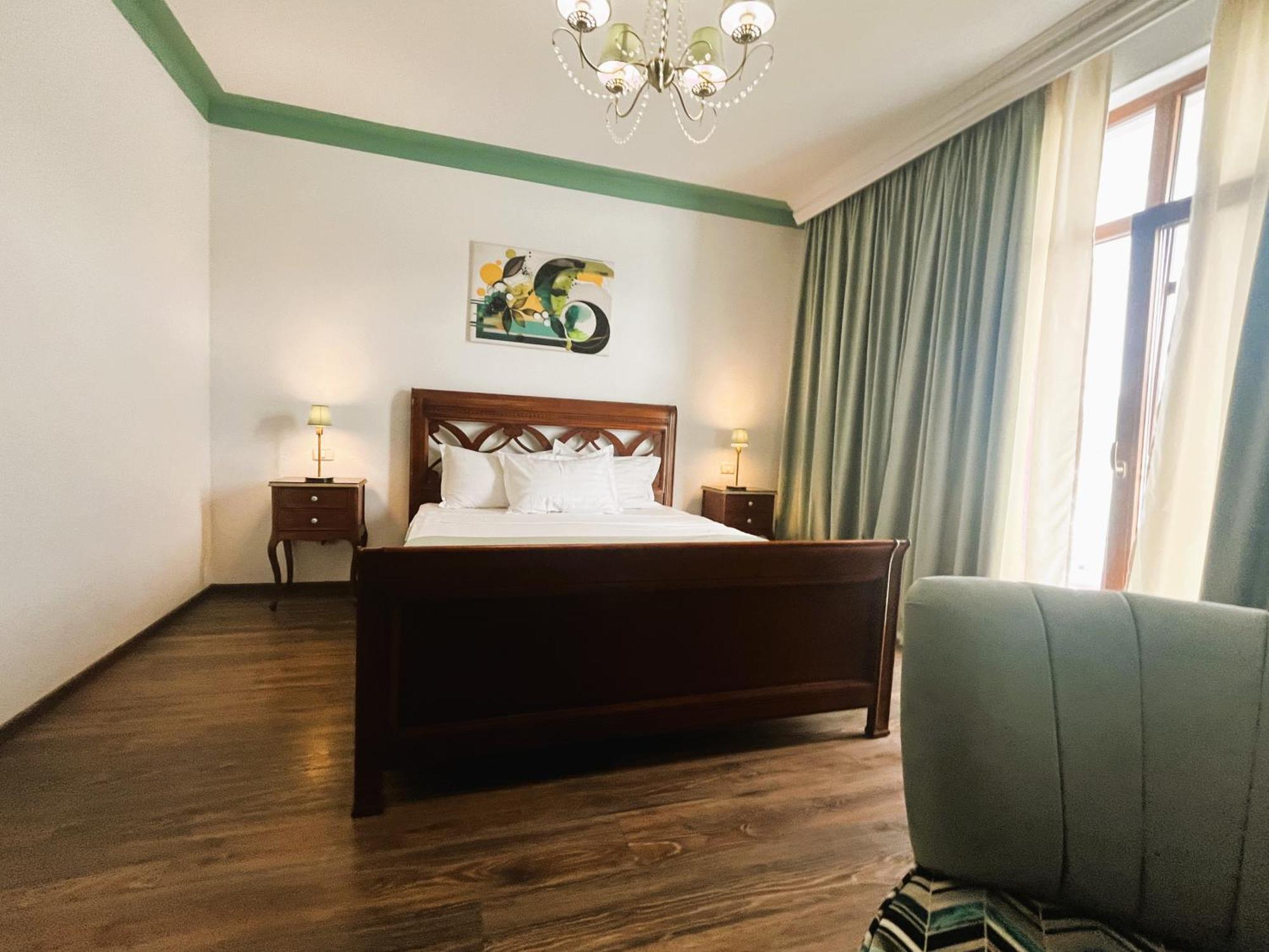 Riviera 990 - Resort & Restaurant Ieşelniţa 外观 照片